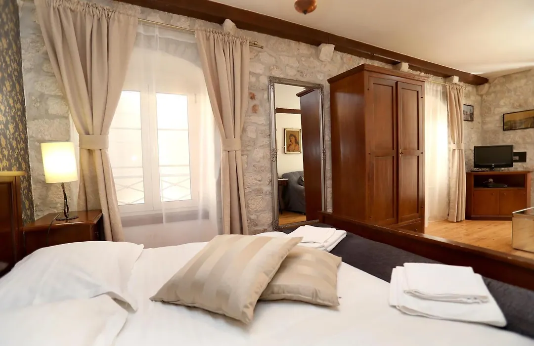 Villa Carrara-1